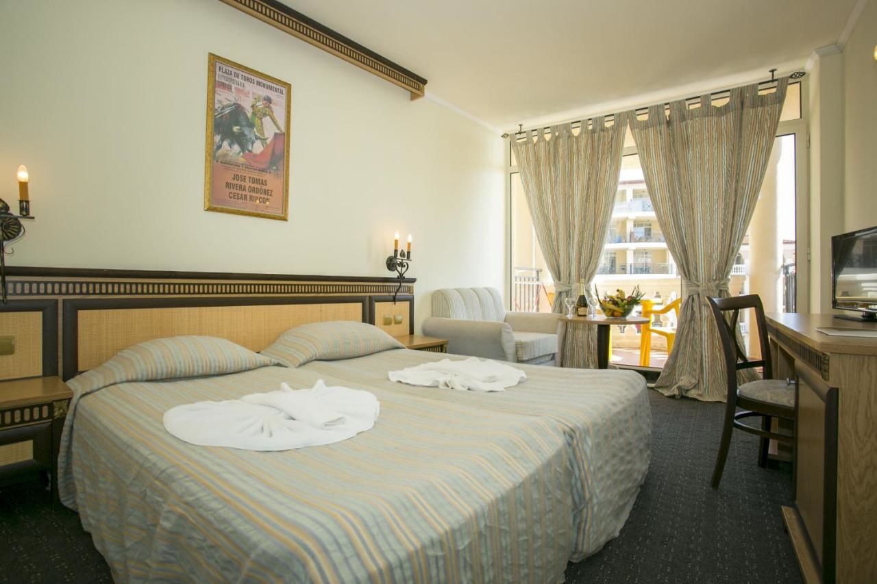 Курортные отели Andalucia Beach Hotel - All Inclusive Елените-8